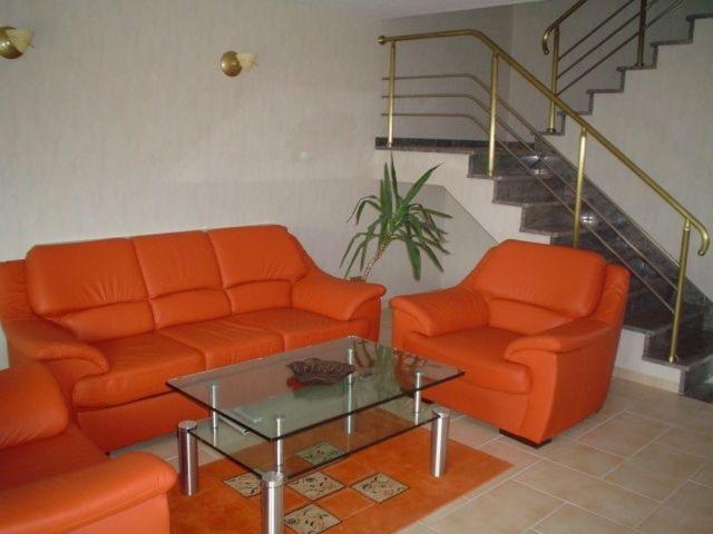 10 Bed And Breakfast Познан Екстериор снимка